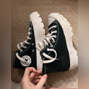 Black and white platform converse- great condition to small